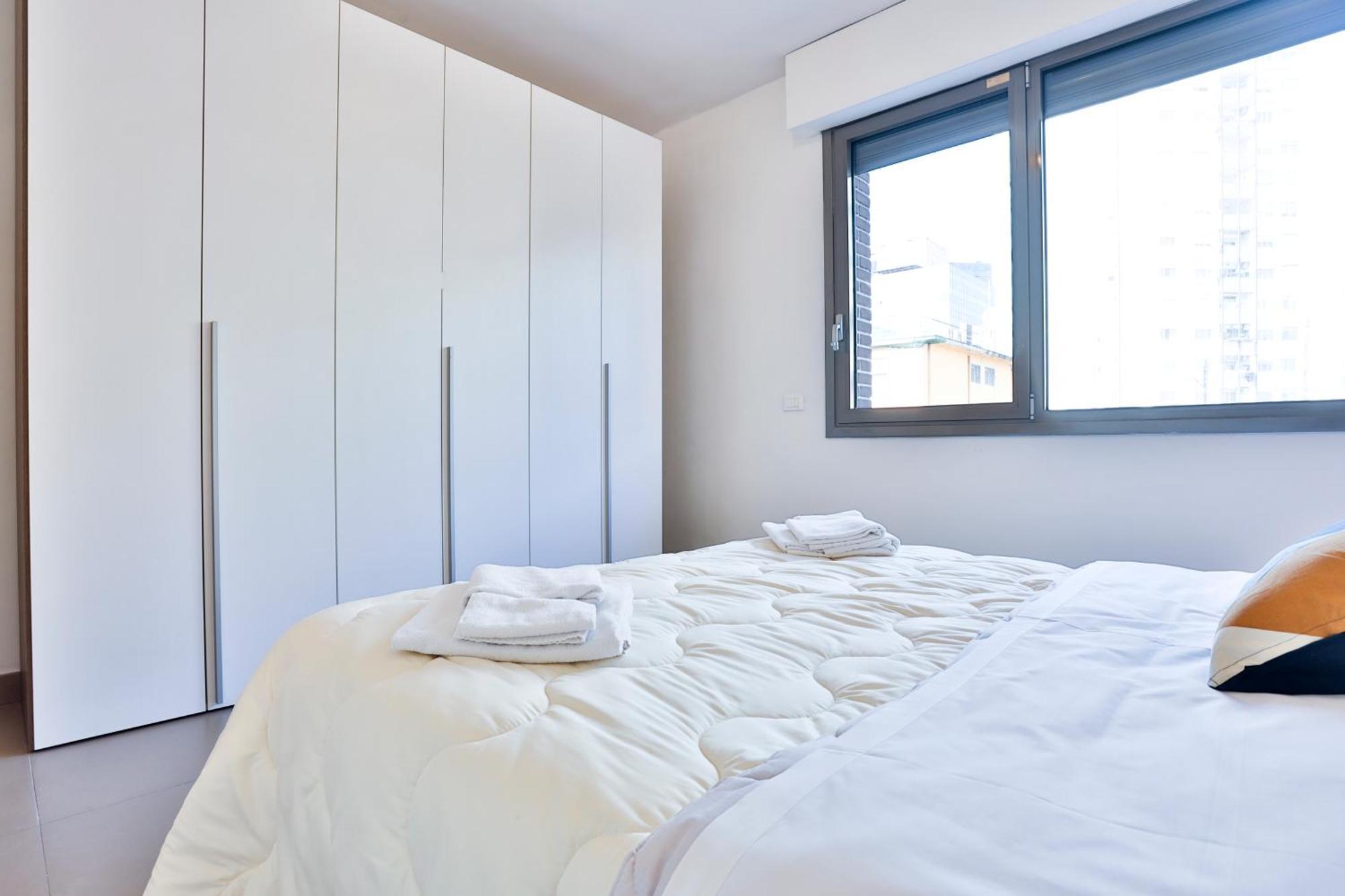 Sebeto Apartments With Parking & Netfilx Napoli Dış mekan fotoğraf