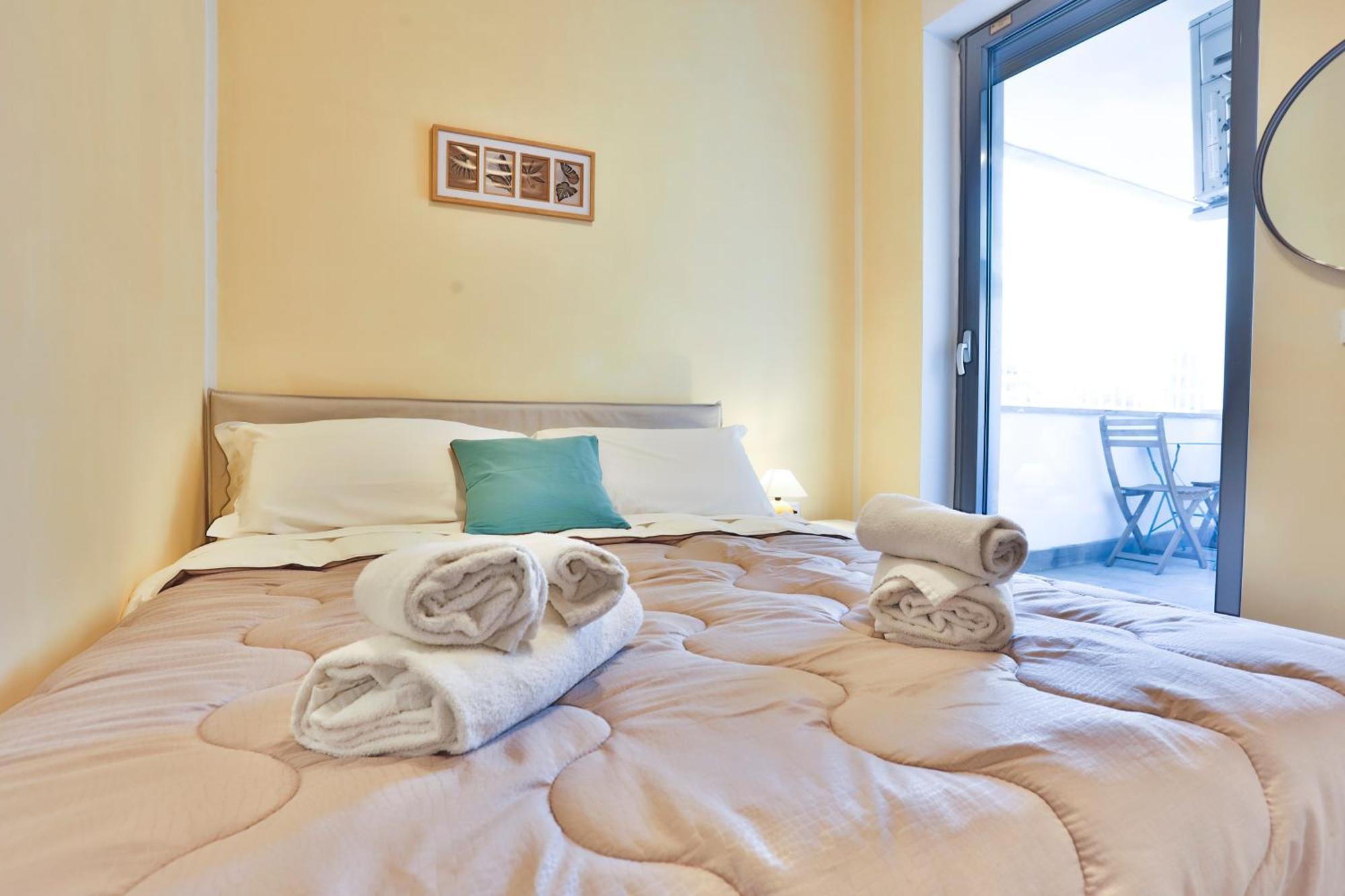 Sebeto Apartments With Parking & Netfilx Napoli Dış mekan fotoğraf